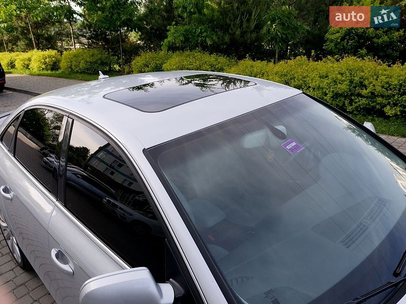 Седан Audi A4 2012 в Івано-Франківську