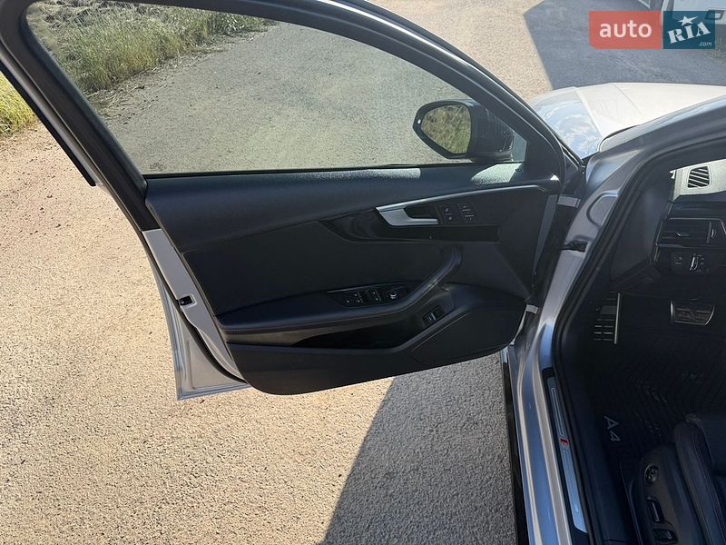 Седан Audi A4 2019 в Одессе