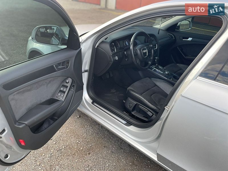 Седан Audi A4 2008 в Хусте
