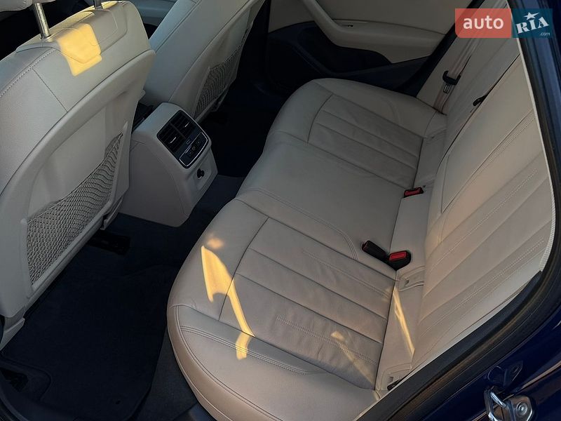 Седан Audi A4 2018 в Кременчуці