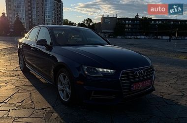 Седан Audi A4 2018 в Кременчуці