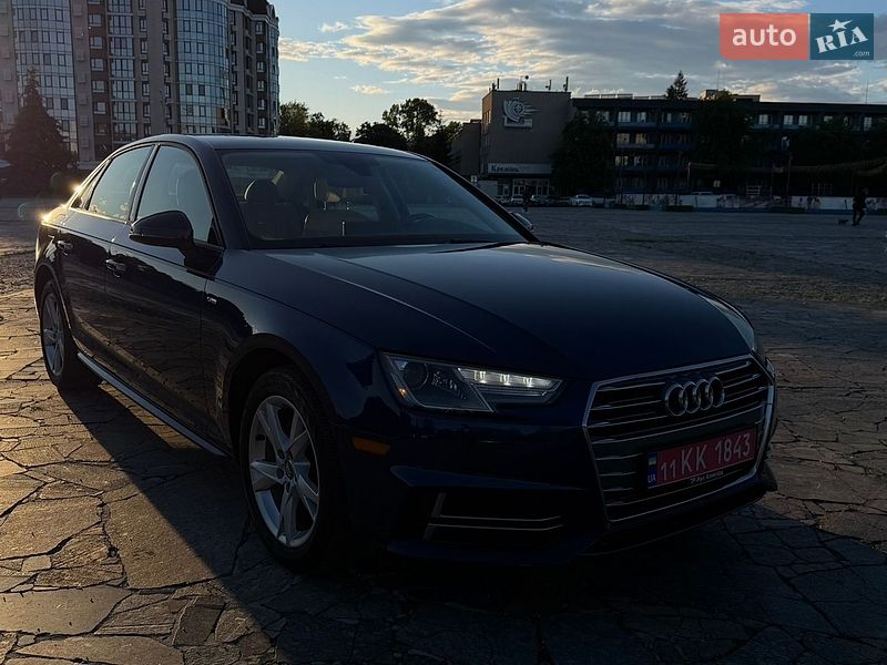 Седан Audi A4 2018 в Кременчуці