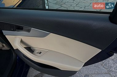Седан Audi A4 2018 в Кременчуці