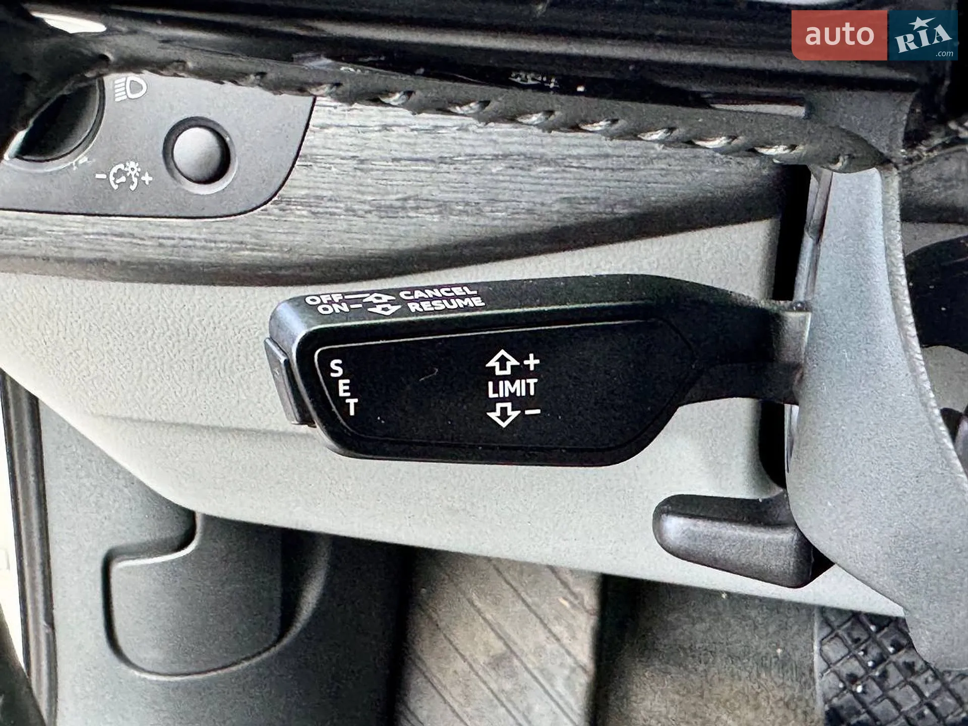 2015 Audi A4 - мініатюра 40