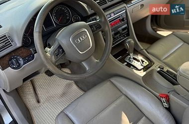Седан Audi A4 2006 в Балті