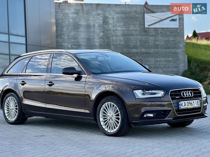 Універсал Audi A4 2015 в Чернівцях
