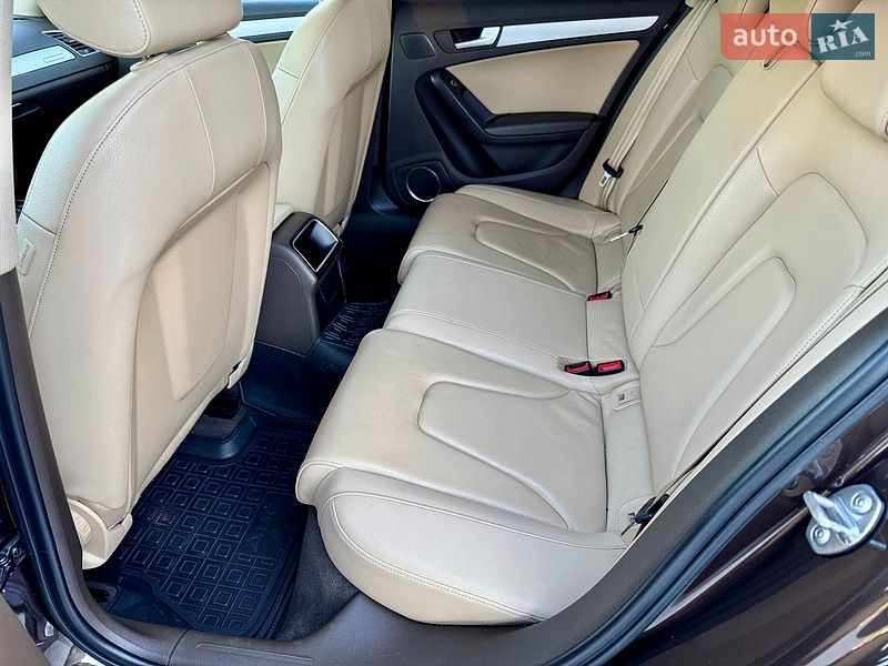 Універсал Audi A4 2015 в Чернівцях
