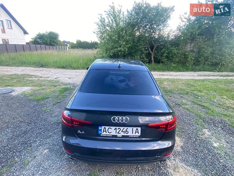 Седан Audi A4 2016 в Луцке
