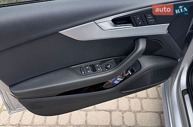Седан Audi A4 2017 в Львове