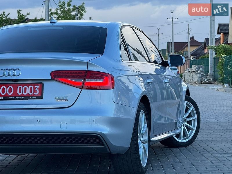 Седан Audi A4 2015 в Луцке