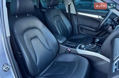 Седан Audi A4 2015 в Луцке