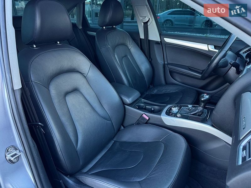 Седан Audi A4 2015 в Луцке