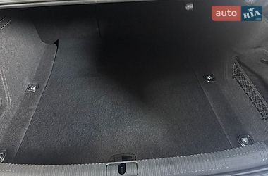 Седан Audi A4 2017 в Львове