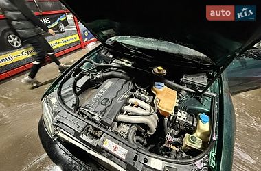 Седан Audi A4 1997 в Черновцах