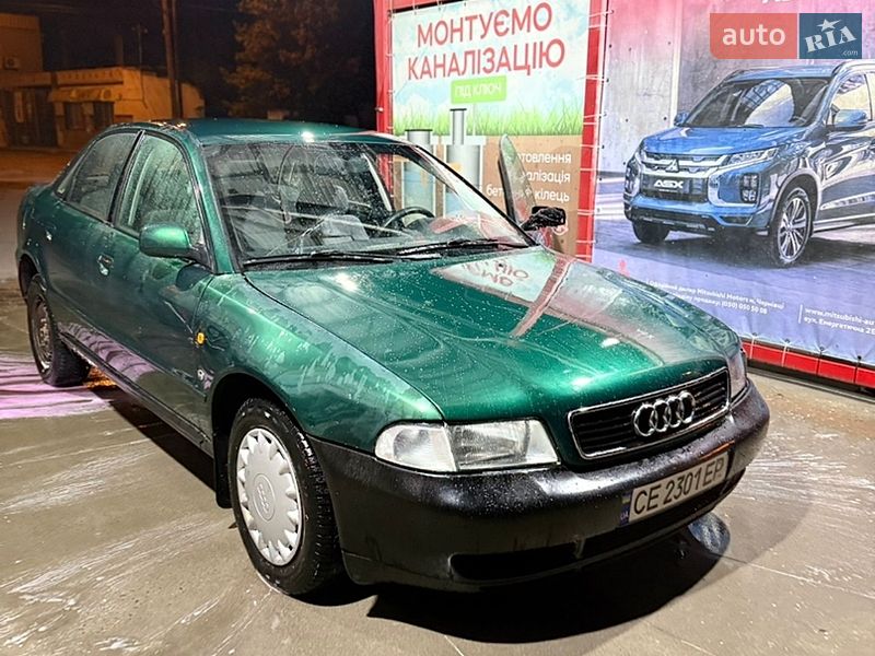 Седан Audi A4 1997 в Черновцах