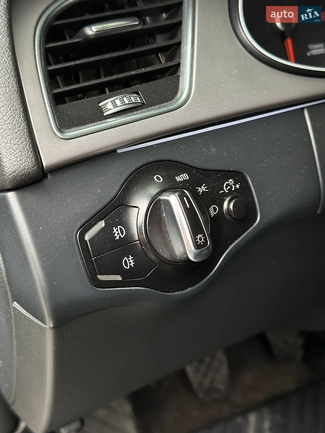 2013 Audi A4 - мініатюра 19