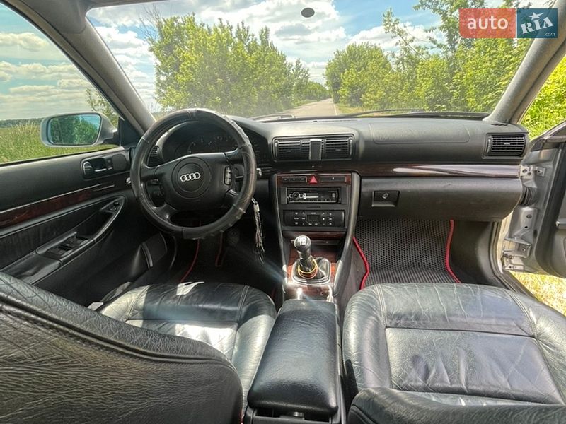 Седан Audi A4 1999 в Житомире