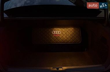 Седан Audi A4 2015 в Киеве