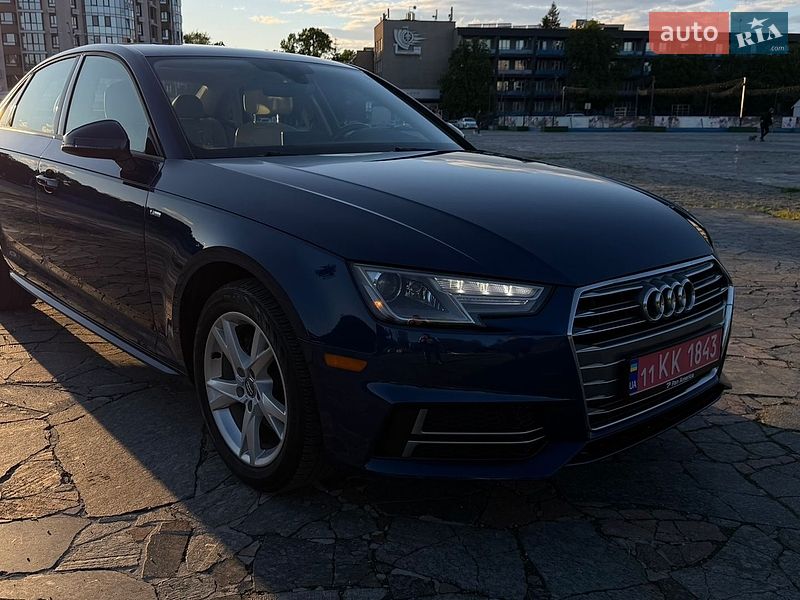 Седан Audi A4 2018 в Кременчуці