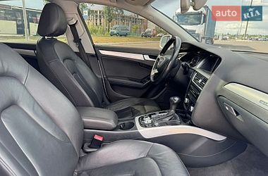 Седан Audi A4 2013 в Луцке