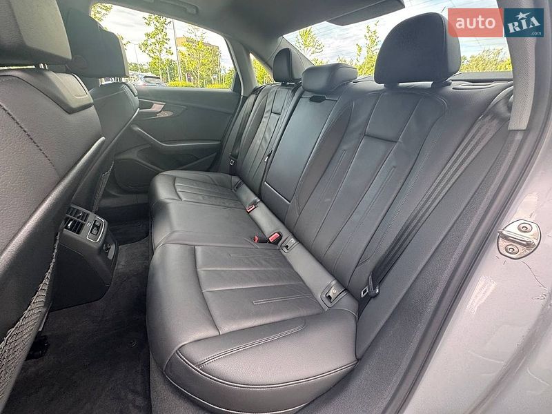 Седан Audi A4 2019 в Киеве