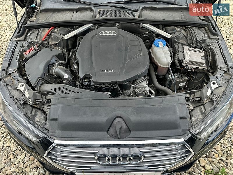 Седан Audi A4 2017 в Львові