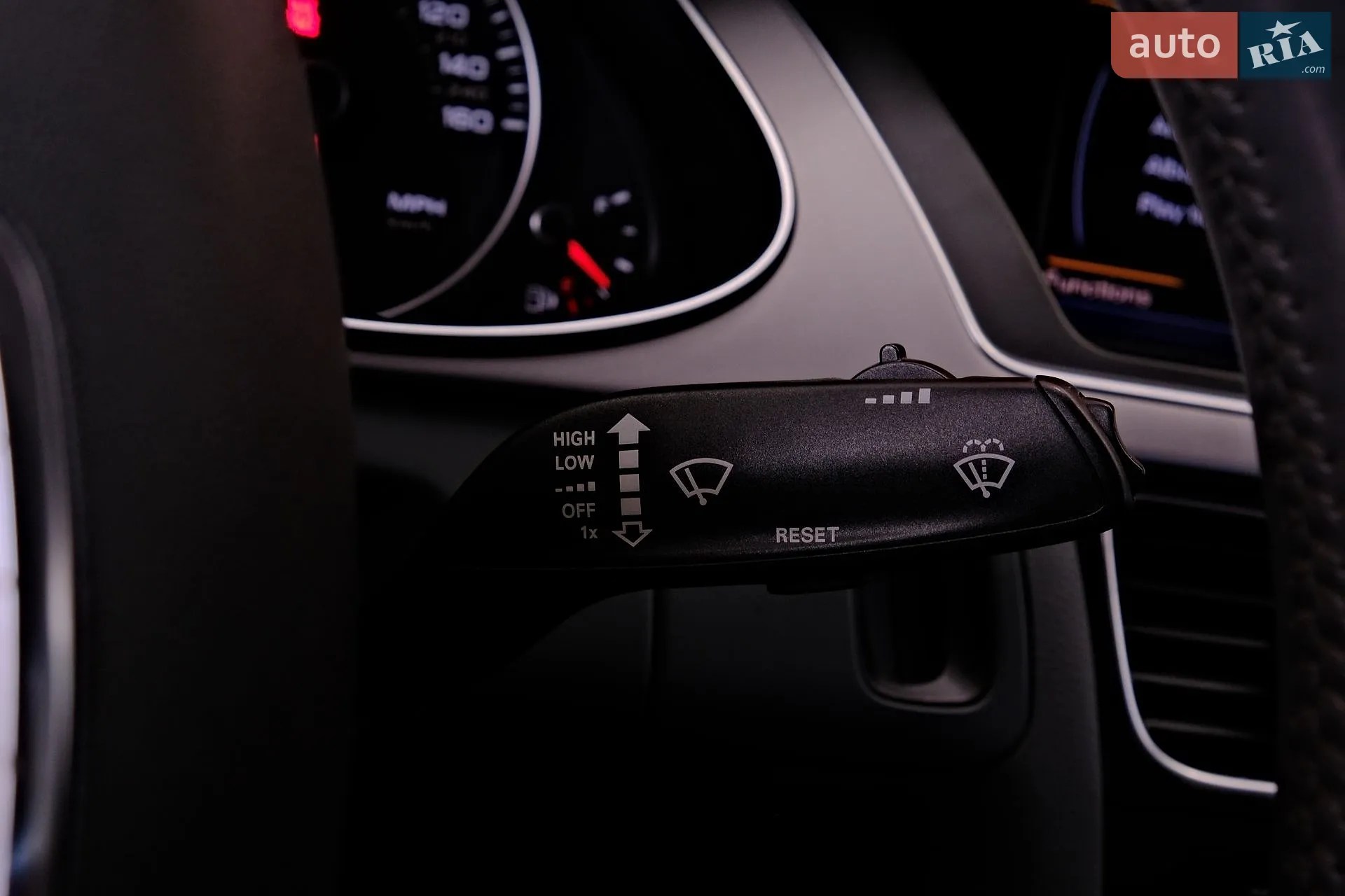 2013 Audi A4 - мініатюра 21