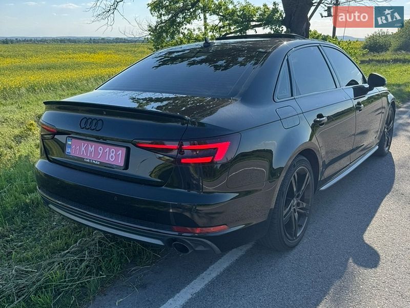 Седан Audi A4 2018 в Львові