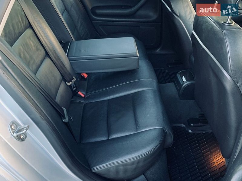 Універсал Audi A4 2005 в Рівному