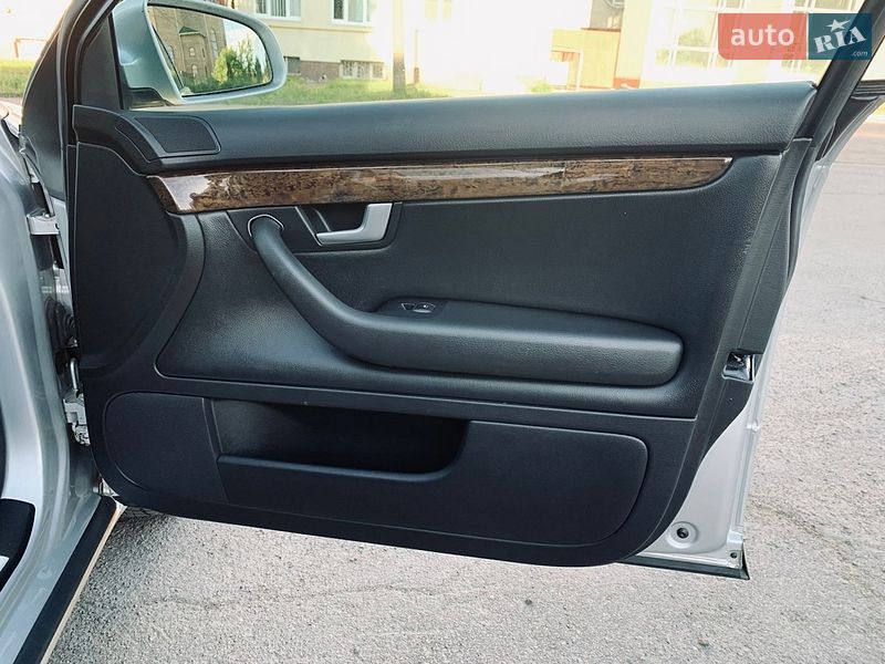 Універсал Audi A4 2005 в Рівному