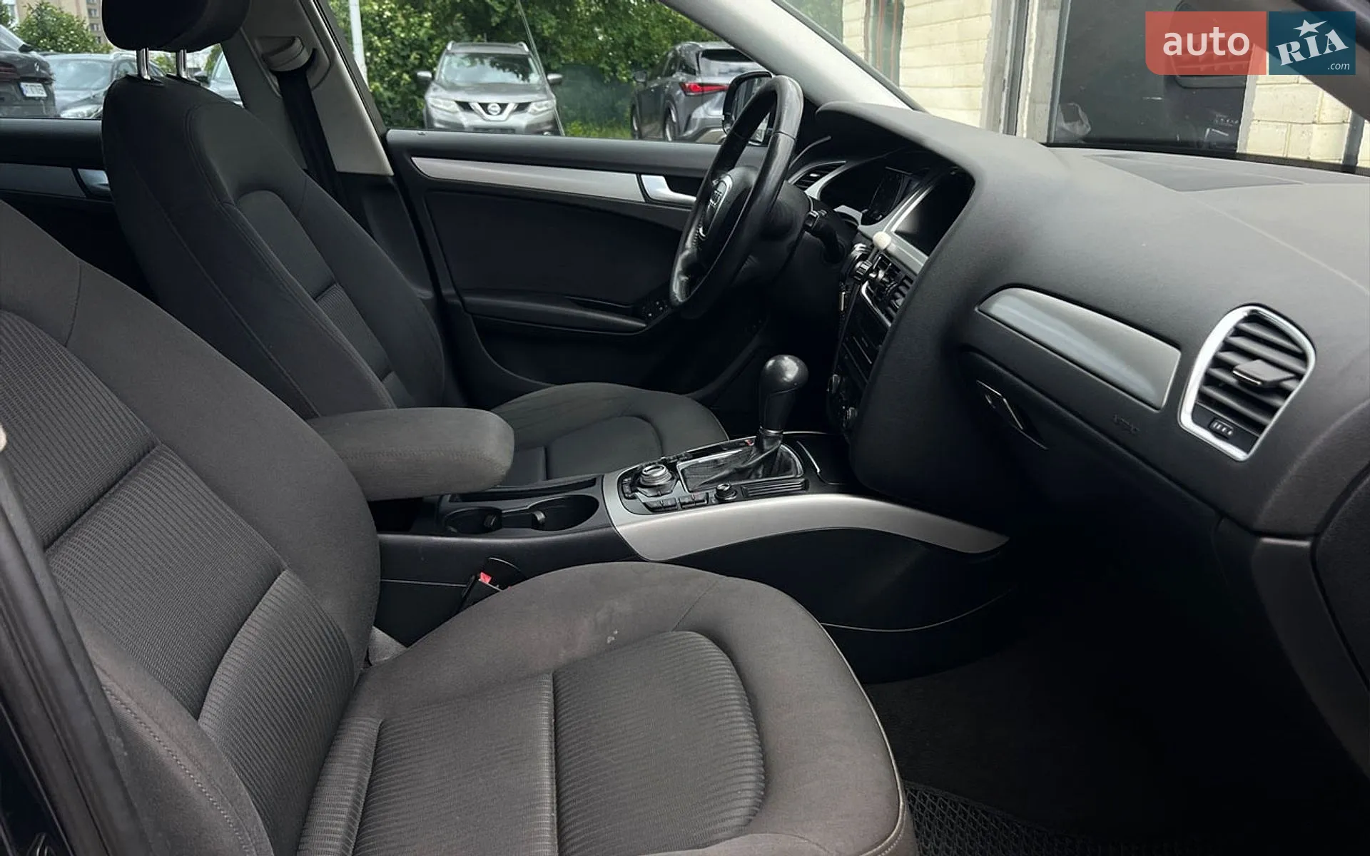 2010 Audi A4 - мініатюра 20