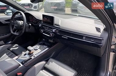 Седан Audi A4 2019 в Львове