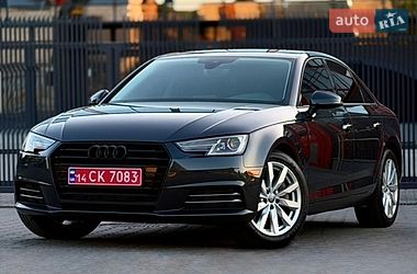 Седан Audi A4 2017 в Львове