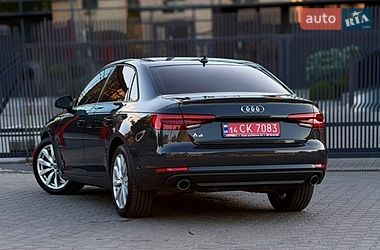 Седан Audi A4 2017 в Львове