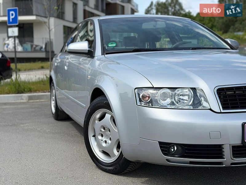 Седан Audi A4 2004 в Тернополі