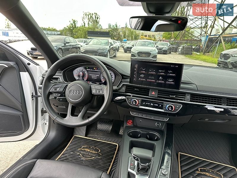 Седан Audi A4 2022 в Харькове