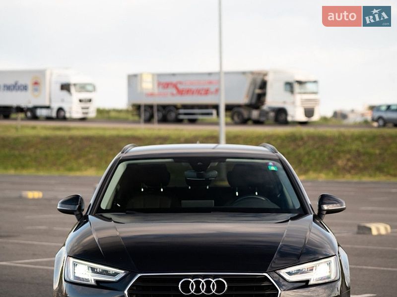 Универсал Audi A4 2017 в Львове