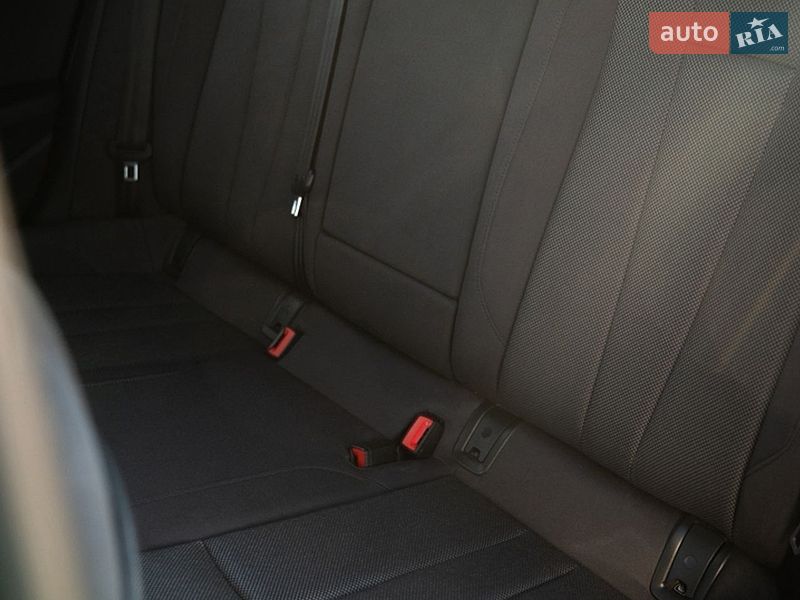 Универсал Audi A4 2017 в Львове