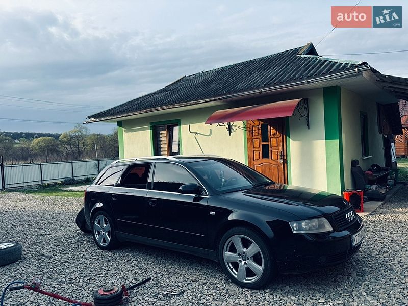 Седан Audi A4 2002 в Косове