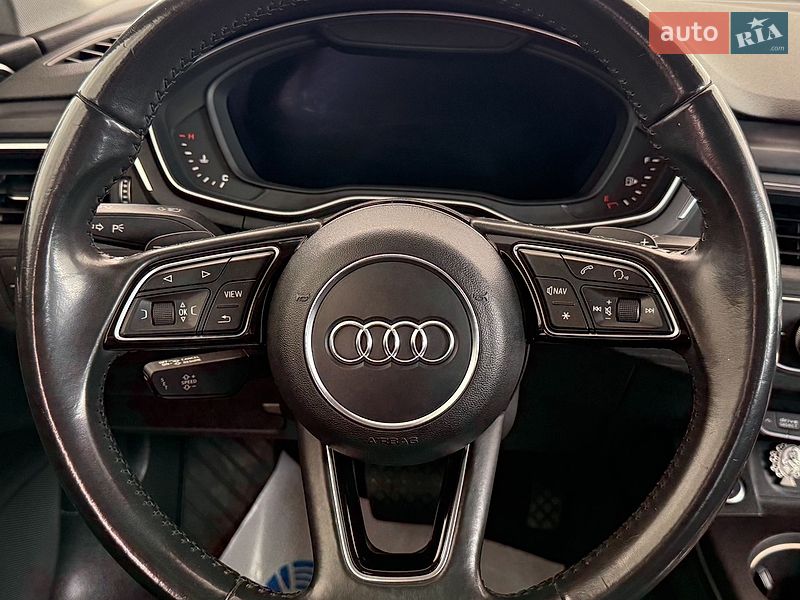 Седан Audi A4 2016 в Львове