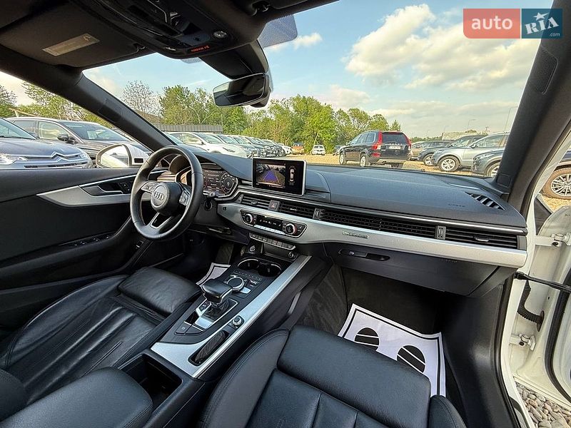 Седан Audi A4 2015 в Стрые