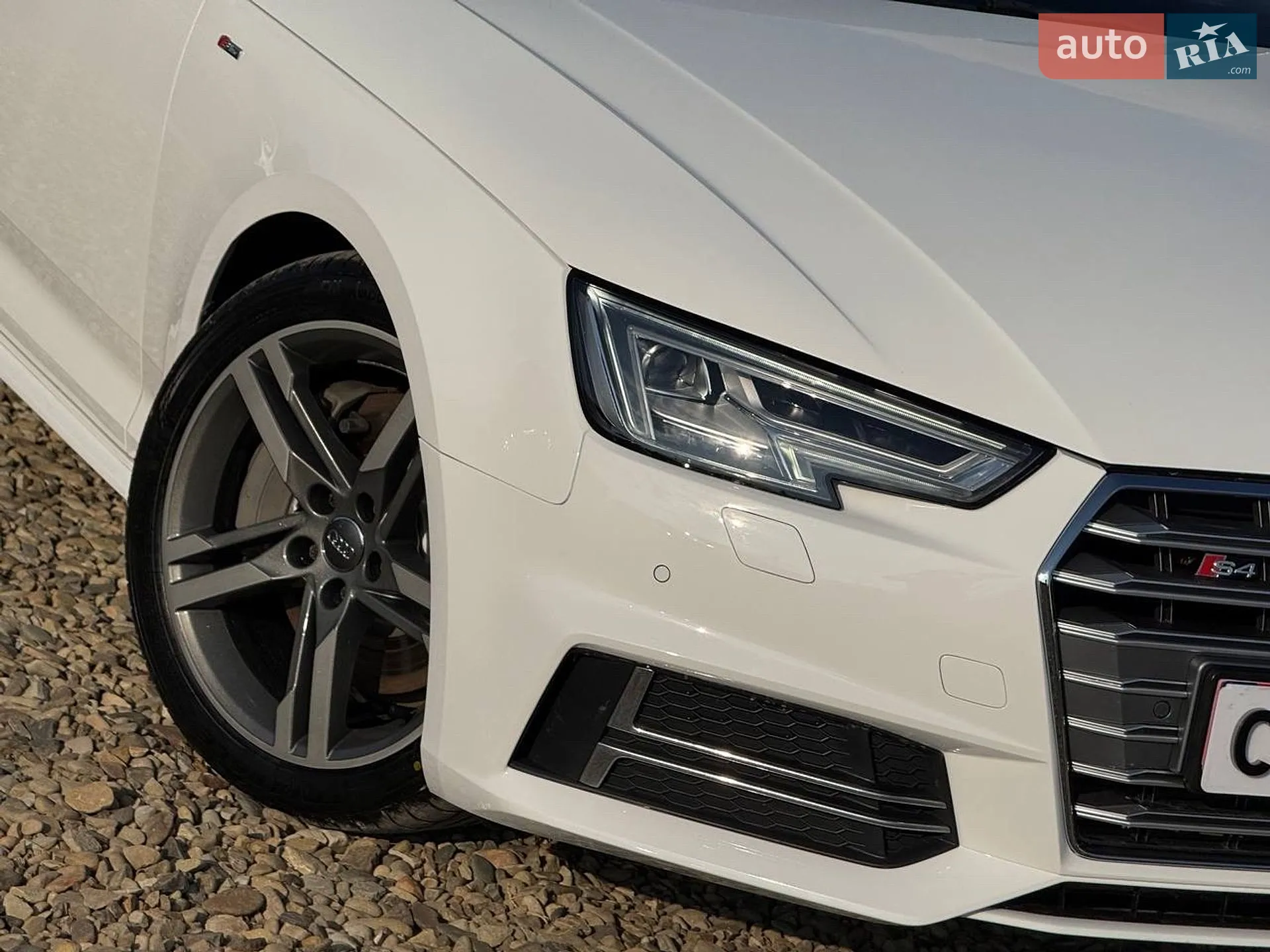 2015 Audi A4 - мініатюра 16