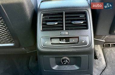 Седан Audi A4 2015 в Стрые