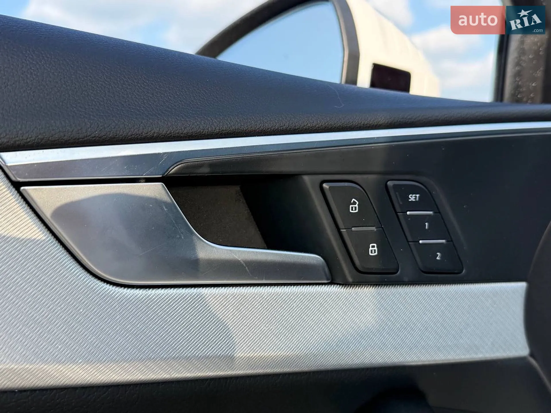 2015 Audi A4 - мініатюра 45