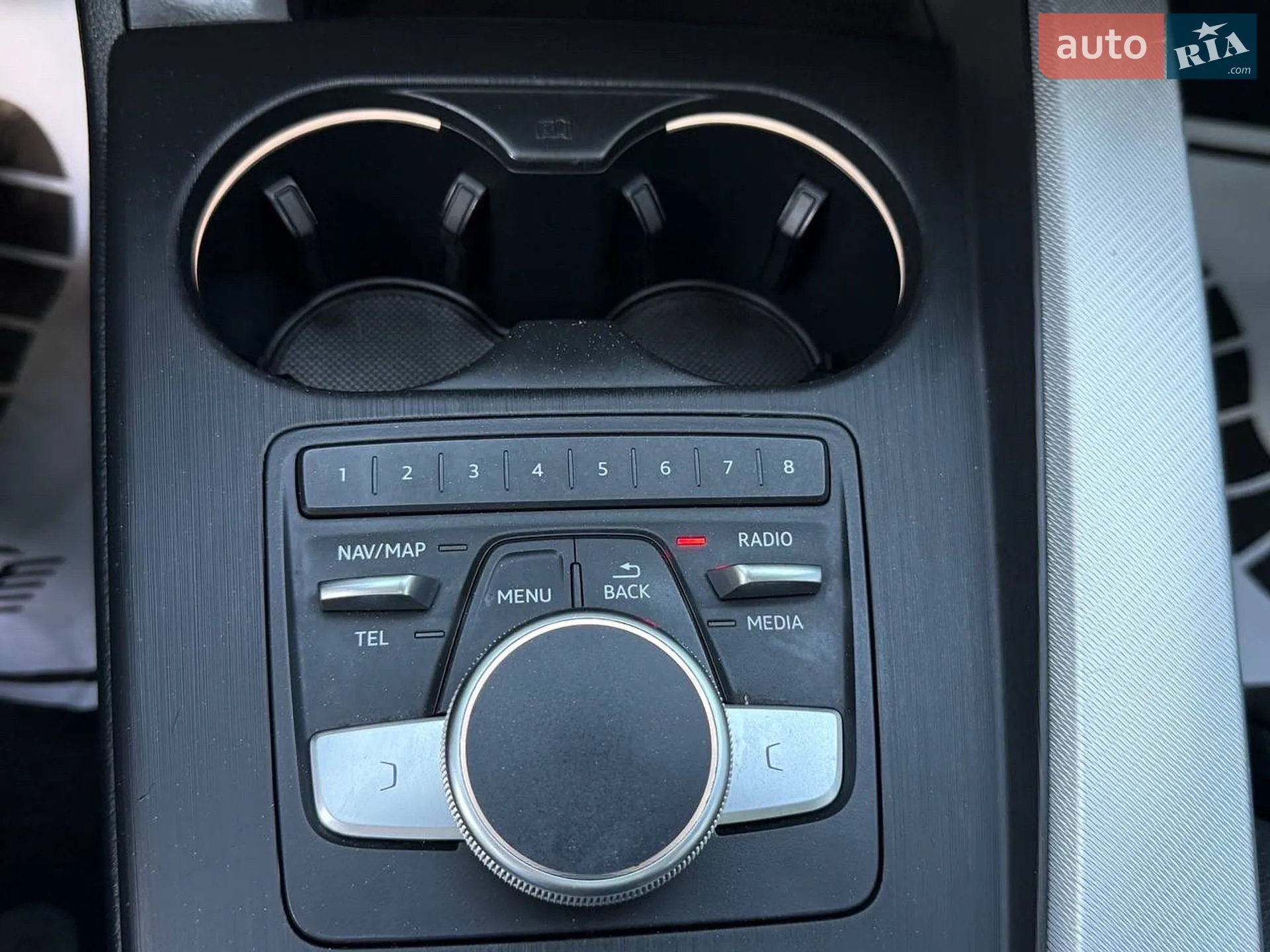 2015 Audi A4 - мініатюра 53