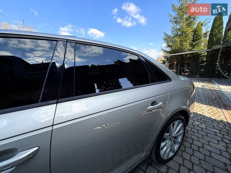 Седан Audi A4 2017 в Трускавце