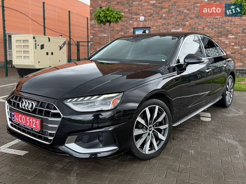 Седан Audi A4 2022 в Києві