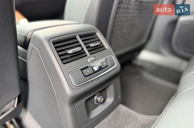 Седан Audi A4 2022 в Києві