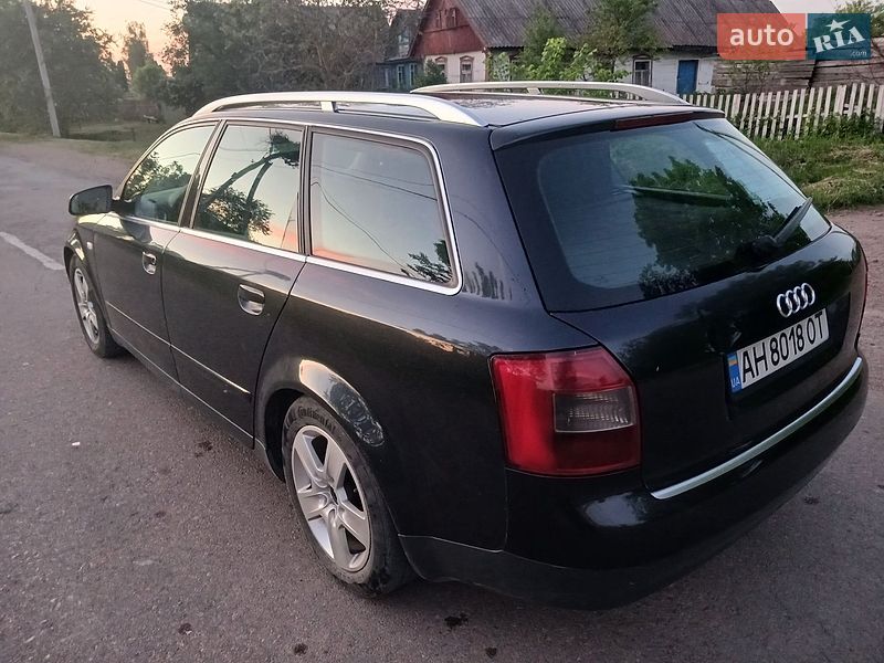 Универсал Audi A4 2002 в Черняхове