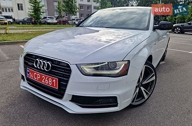 Седан Audi A4 2014 в Виннице